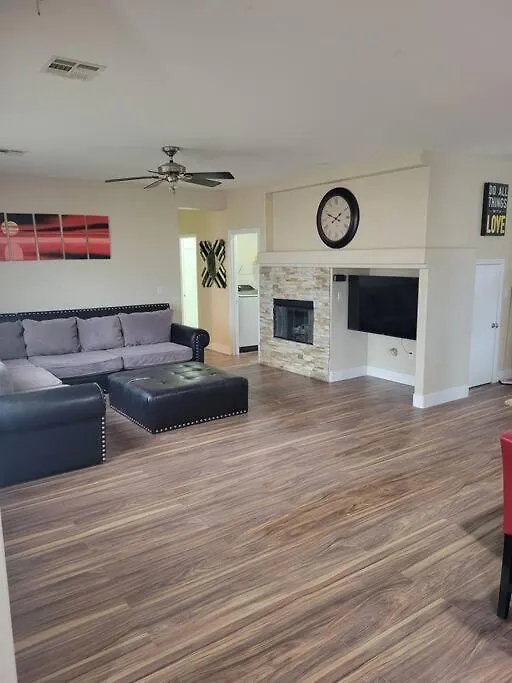 5 Bed- Strip 8Mil, Dwntown 4.5Mi Villa Las Vegas